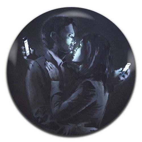 Banksy Mobile Lovers Art 00's 25mm / 1 Inch D-pin Button Badge